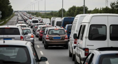 Chaos na drogach Jeleniej Góry: kierowcy walczą z mylącym oznakowaniem podczas remontu