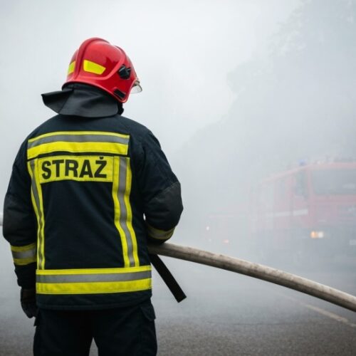 Pożar we Wrocławiu: Tragiczna śmierć kobiety w kamienicy na Tarnogaju