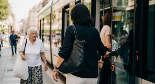 Tramwaj zderzył się z Audi we Wrocławiu: Utrudnienia na Biskupinie!