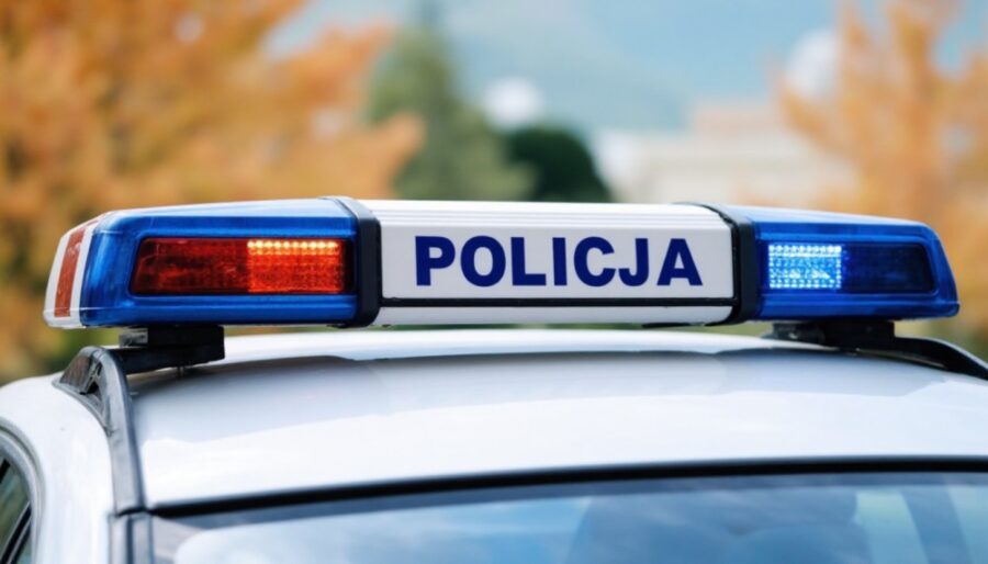 Komendant Policji we Wrocławiu dziękuje służbie cywilnej z okazji ich święta