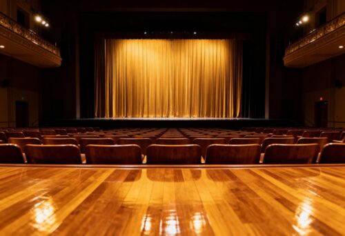 Słoje drzewa: Teatr o poezji, która porusza serca
