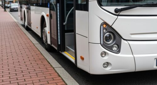 Wrocław stawia na zieloną energię: 20 elektrycznych autobusów Mercedes w drodze!