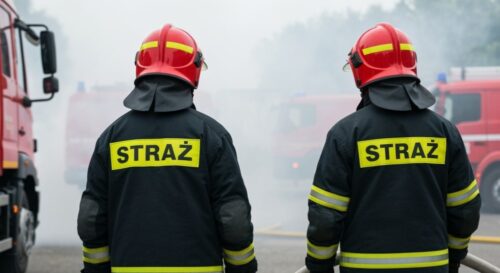 Pożar Peugeota na Szkockiej: błyskawiczna interwencja strażników miejskich