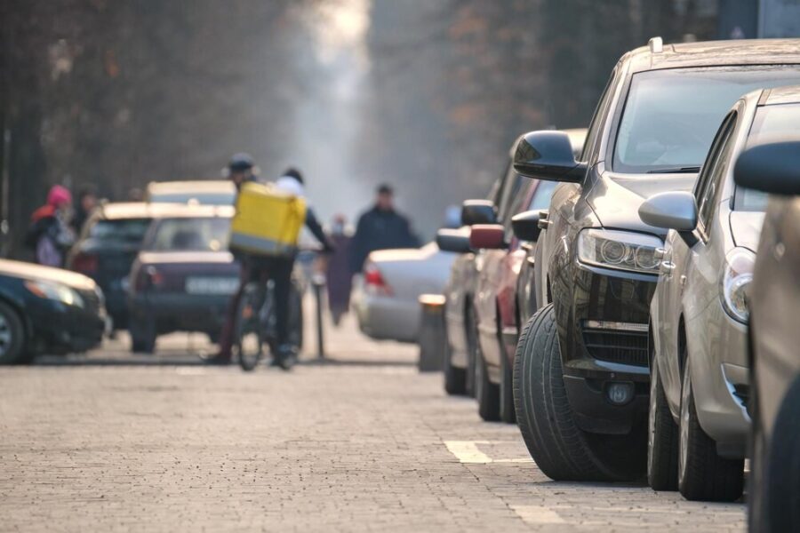 Chaos na A4: Kolizja wstrzymuje ruch w stronę Wrocławia!