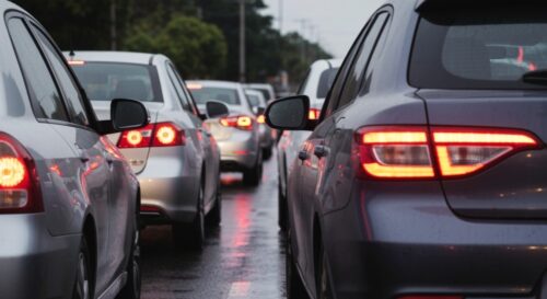 Utrudnienia w ruchu na ul. Borowskiej z powodu mszy pożegnalnej