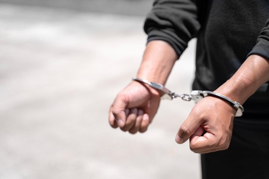 Młody złodziej w rękach policji po serii kradzieży w regionie