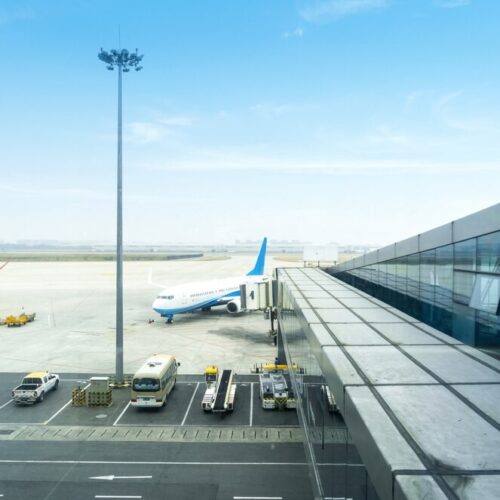 Wrocławskie lotnisko w nowej odsłonie: nowoczesne udogodnienia dla podróżnych!