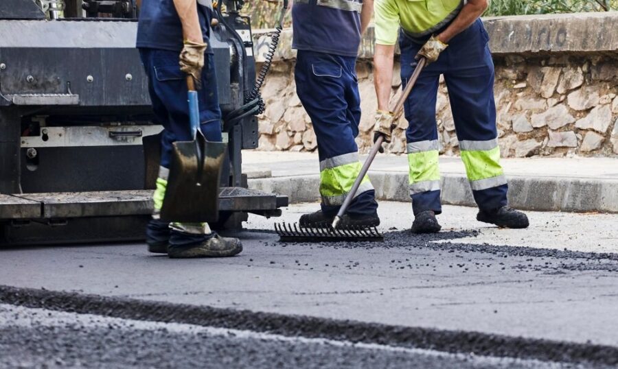 Nowe drogi, nowe możliwości – Krzyżowice zyska 121 tys. zł na modernizację!