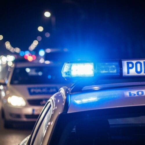 Szklarska Poręba: Mężczyzna z butelką atakuje partnerkę i policję