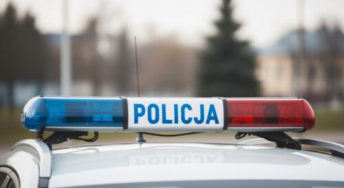 Policjant w cywilu rozwiązuje sprawę kradzieży w supermarkecie