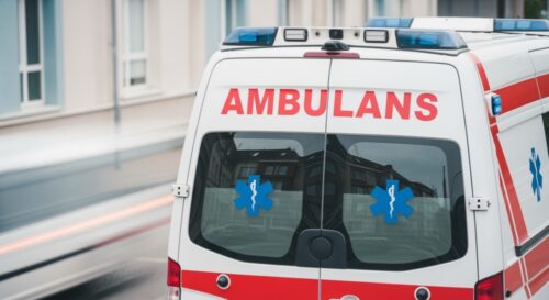 Błyskawiczna interwencja policji ratuje życie kobiety w Oławie