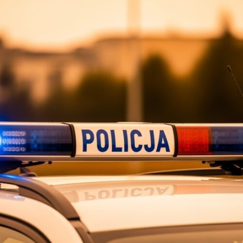 Po latach ucieczki, poszukiwany przestępca w końcu w rękach policji!
