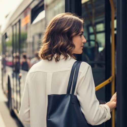 SILVERBUS: Nowa Era Wsparcia dla Wrocławskich Seniorów