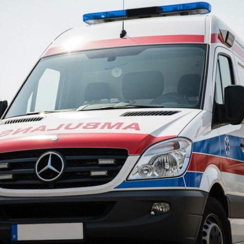 Tragedia nad wodą: młody mężczyzna zmarł po wypadku w Rokitkach