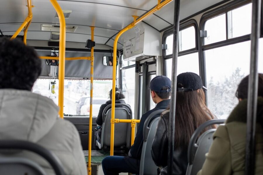 Nowe trasy autobusowe we Wrocławiu: zmiany na ul. Bardzkiej i Armii Krajowej!