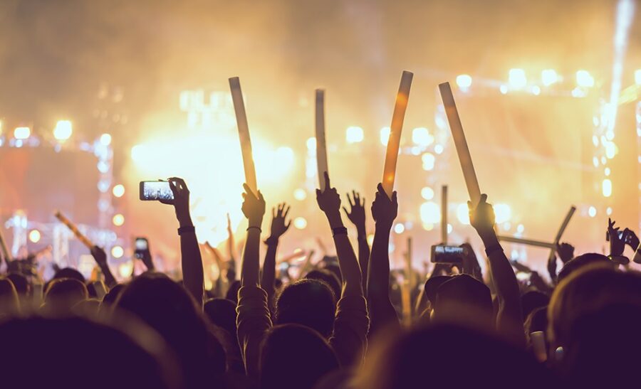 Wrocławskie Dożynki i Święto Smaków: Enej na scenie!