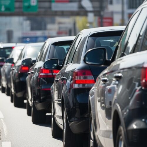 Groźna kolizja ciężarówek na A4: Poważne utrudnienia w ruchu!
