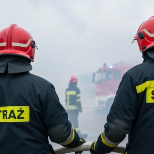 Pożar w Wrocławiu: Ewakuacja mieszkańców i intensywna akcja strażaków